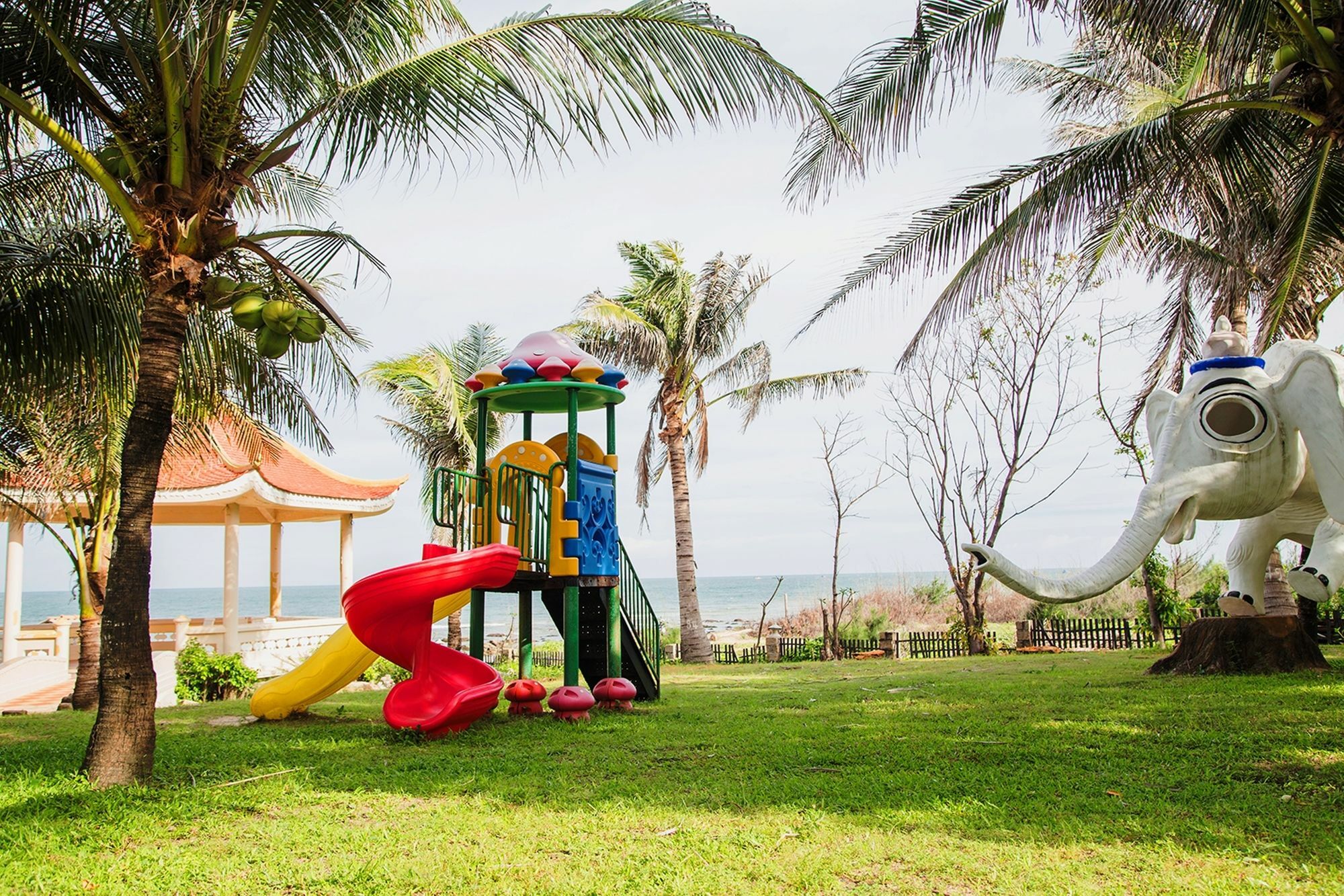 Peaceful Resort Phan Thiet Exteriör bild